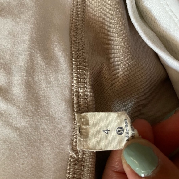 White lululemon shorts - Picture 2 of 3